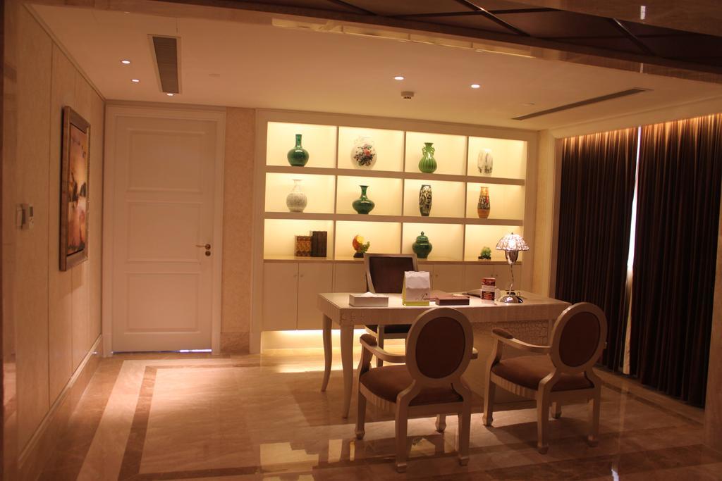 Zhengzhou Yuehai Hotel Екстер'єр фото