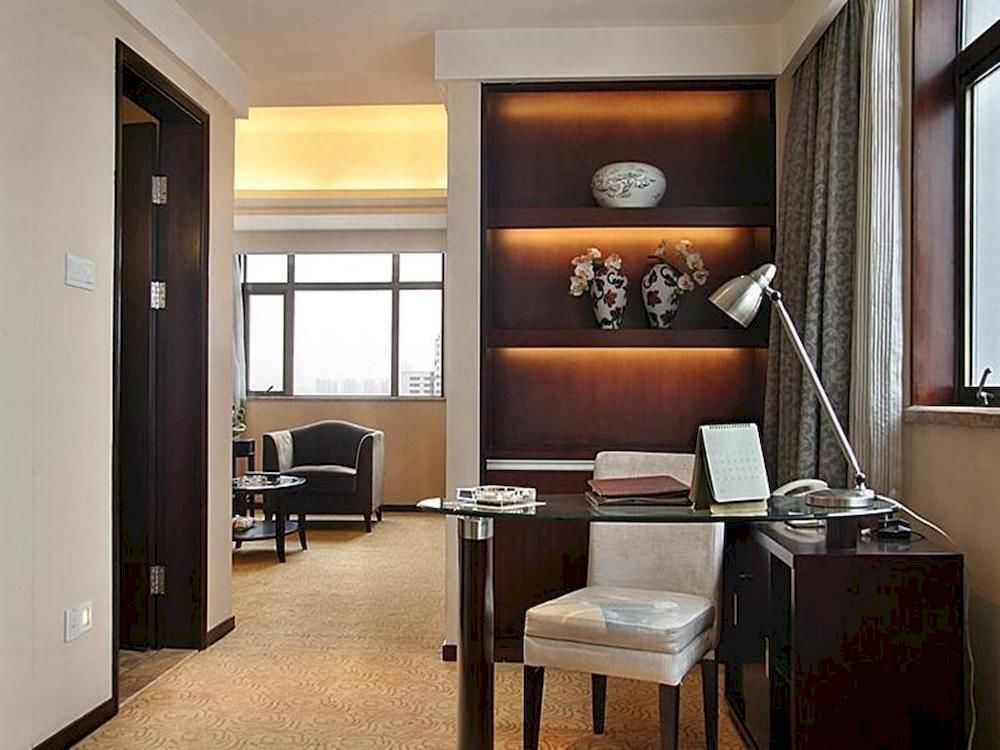 Zhengzhou Yuehai Hotel Екстер'єр фото